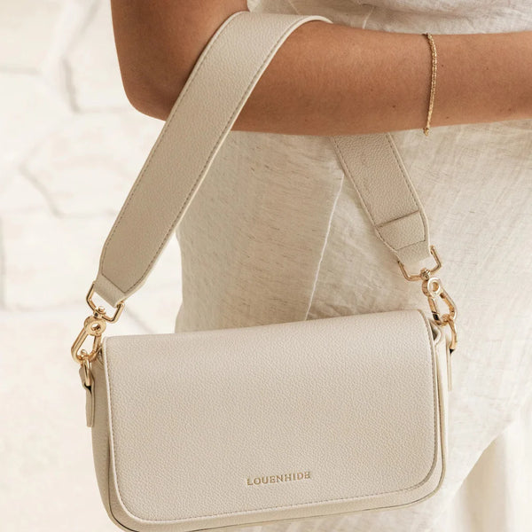 Fergie Shoulder Bag Vanilla