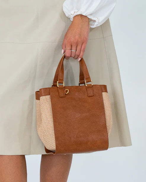 Carnegie Tote Tan