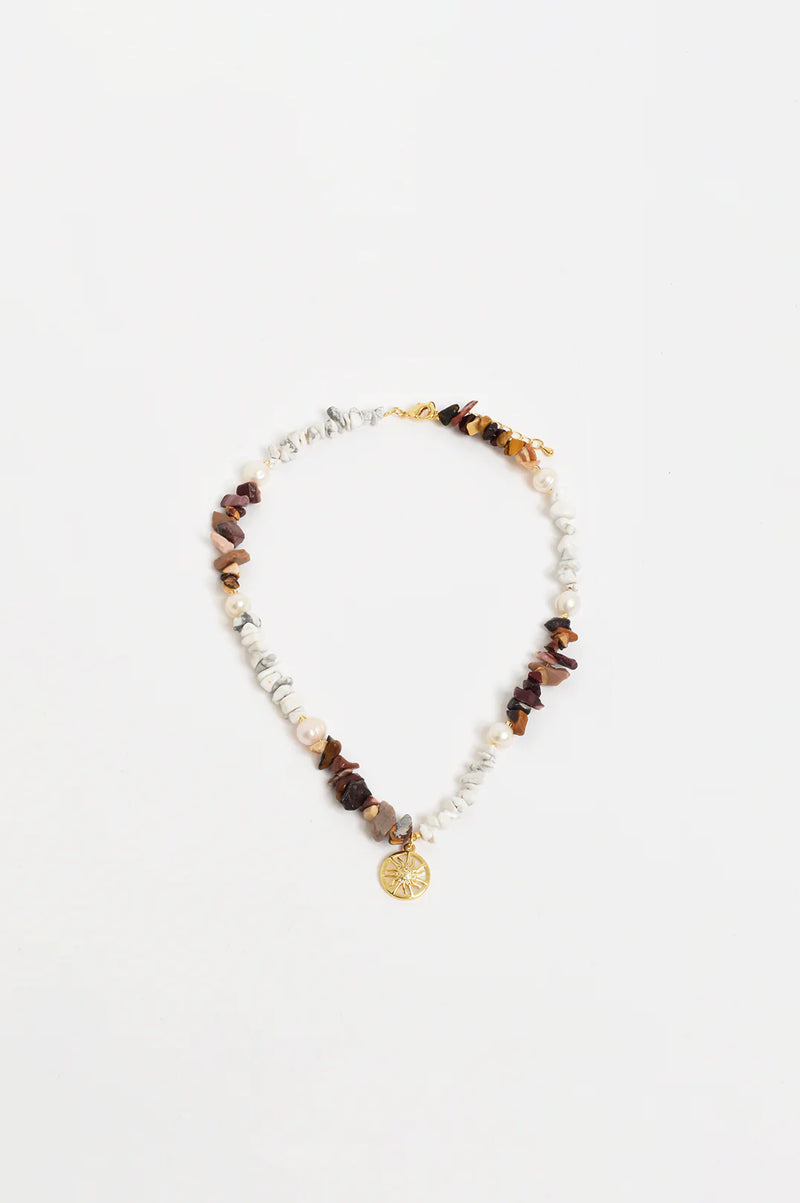 Sun Charm Stone Chip Pearl Necklace