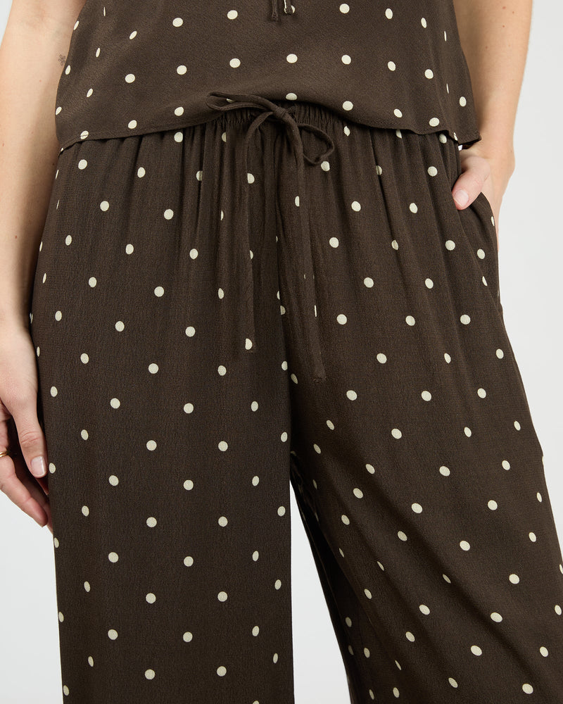 Emelia Pant Brown