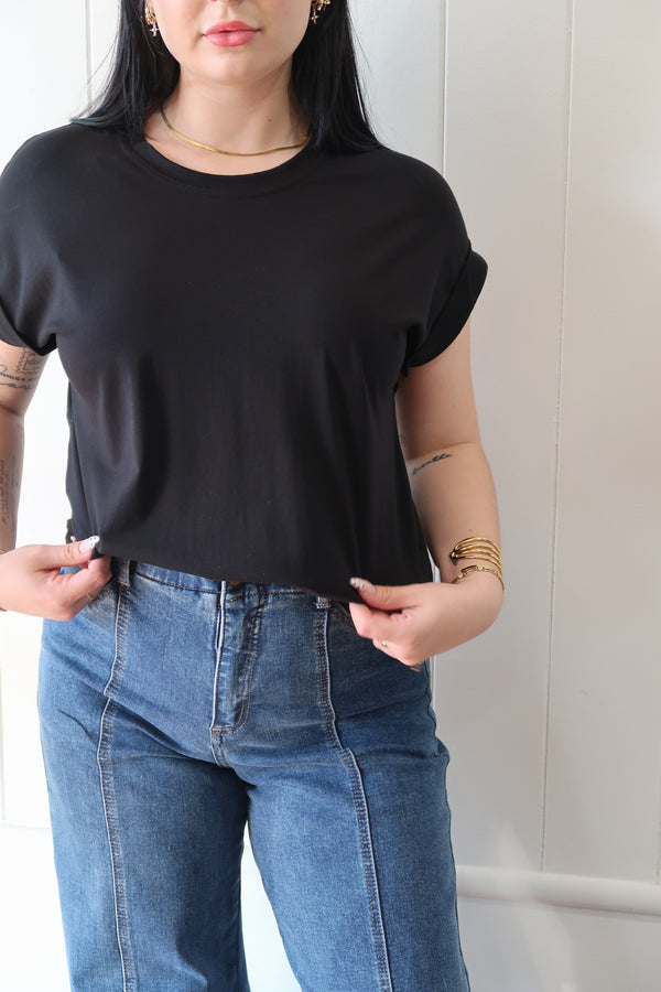 Rhodes Tee Black