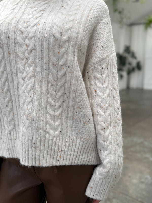 Biscotti  Knit Creme