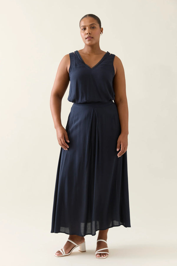 Oline Pleat Skirt Navy