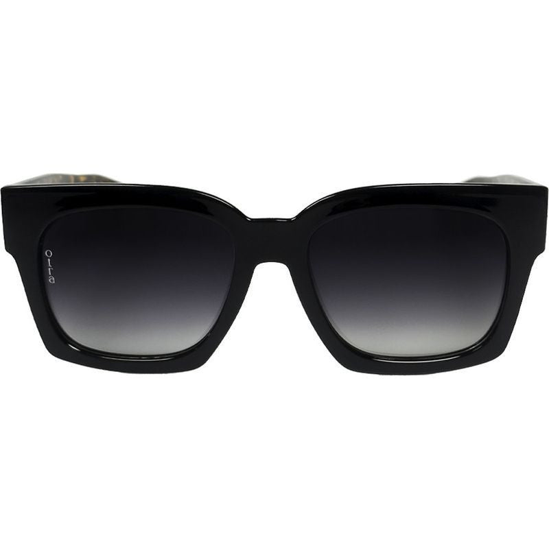 Alba Sunglasses Blk/Smoke Fade