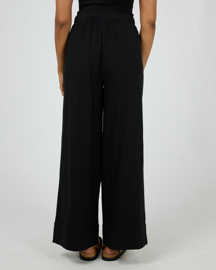 Essential Pant Black