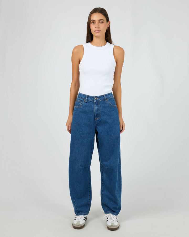 Hallie Barrel Leg Jean