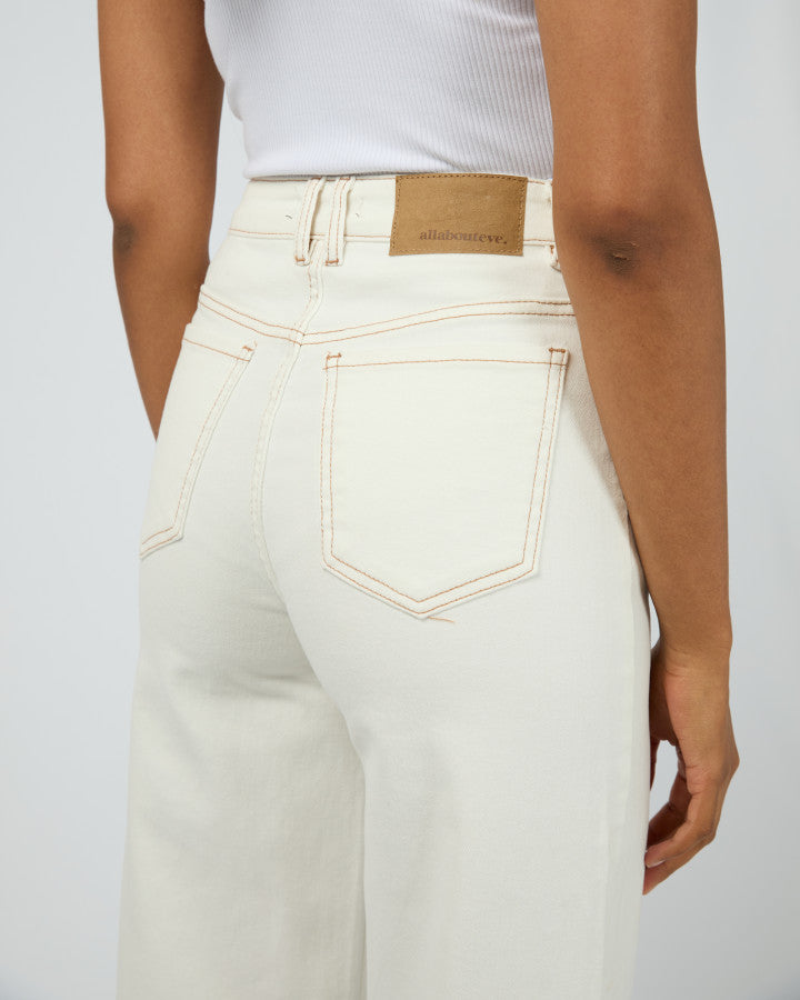 Jacqui Wide Leg Jean Vintage White